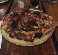 The Lighthouse Pub - Accommodation Rockhampton