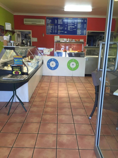 Hollywood Meals Kebabs & Sushi - Accommodation Rockhampton 0