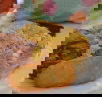Incredible Edibles - Accommodation Rockhampton