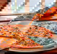Mack Daddy's New York Slice - Accommodation Rockhampton
