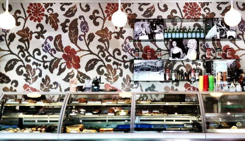 Angelucci - Accommodation Rockhampton 0