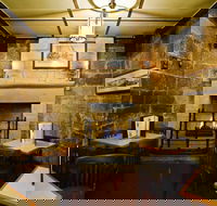 The Hero of Waterloo Hotel - Accommodation Rockhampton