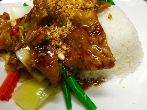 Darun Thai Restaurant - Accommodation Rockhampton 0