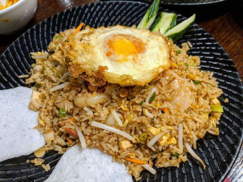 Ayam Chef - Accommodation Rockhampton 0