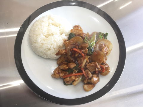 Angela's Kitchen Chinese Restaurant - Accommodation Rockhampton 0