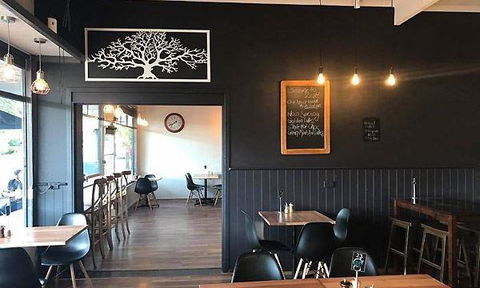 Ciao Bella Pizzeria & Wine Bar - Accommodation Rockhampton 8