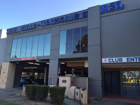 Alpha & Co - Accommodation Rockhampton 0