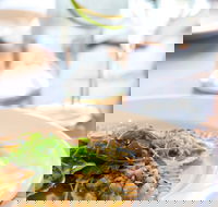 Coastal Restaurant - Accommodation Rockhampton