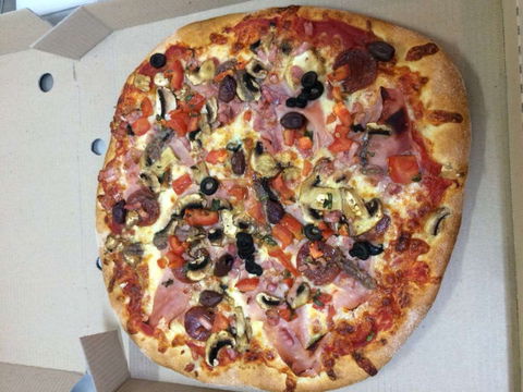 Al Taglio Woodfire Pizzeria - Accommodation Rockhampton 0