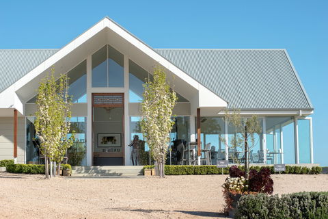 Artwine Cellar Door - Accommodation Rockhampton 0
