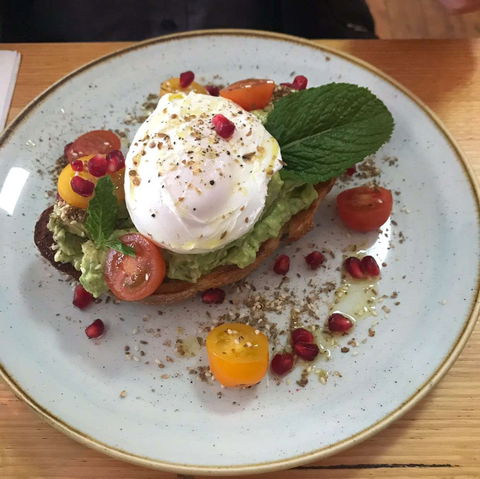 The Tall Poppy Cafe - Accommodation Rockhampton 0