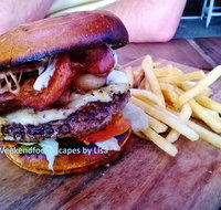 3 Monkeys Cafe - Accommodation Rockhampton