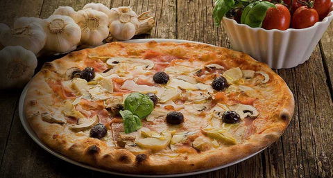 Alex's Pizza - Accommodation Rockhampton 0