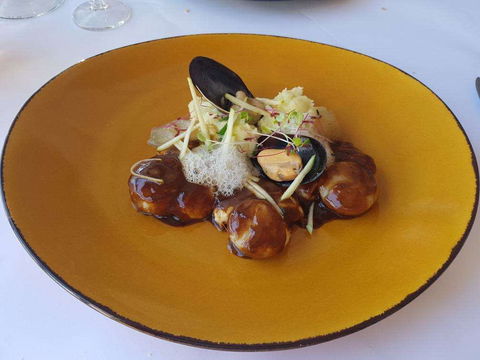 C'est Bon - Accommodation Rockhampton 0