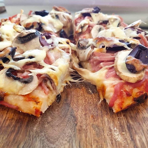 Zest Handcrafted Pizza - Accommodation Rockhampton 0