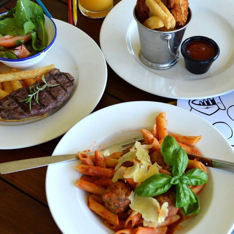 Indigo – Eats, Treats & Bar - Accommodation Rockhampton 0