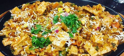 Himalaya Kitchen - Accommodation Rockhampton 2