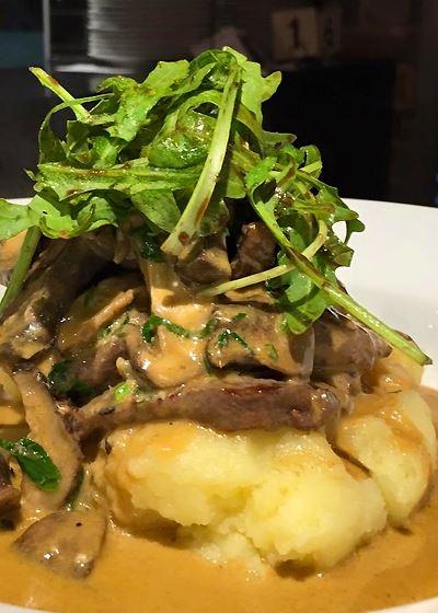 Marina Pizza & Pasta - Accommodation Rockhampton 3