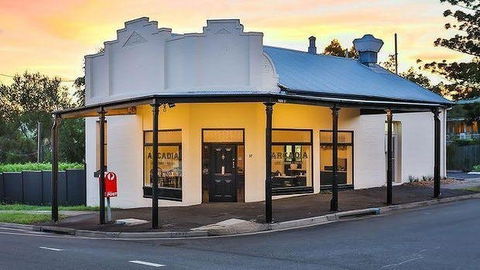 Arcadia Restaurant - Accommodation Rockhampton 0