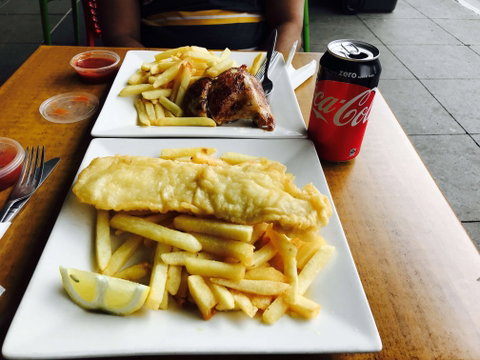 Archie's All Day - Accommodation Rockhampton 0