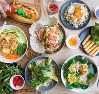 Saigon Street Eats - Balaclava - Accommodation Rockhampton