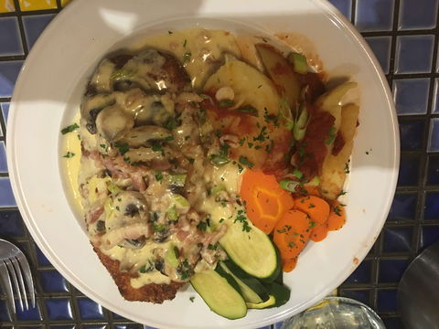 Assembly Restaurant - Accommodation Rockhampton 0