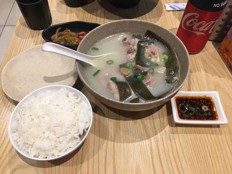 Into Noodle - Ultimo - Accommodation Rockhampton 0