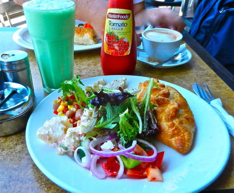 Omega 3 Seafood - Accommodation Rockhampton 0