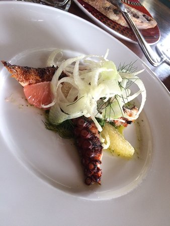 A La Grecque - Accommodation Rockhampton 0
