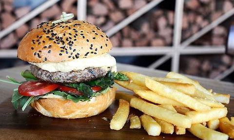 Mediterranea Restaurant - Accommodation Rockhampton 5
