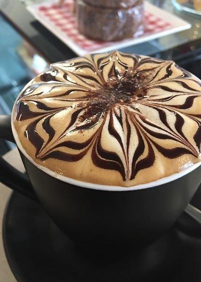 Aliza's Place Cafe - Accommodation Rockhampton 2