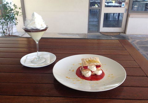 The Pickled Duck - Accommodation Rockhampton 5