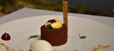 C Restaurant - Accommodation Rockhampton 1