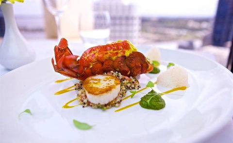 C Restaurant - Accommodation Rockhampton 6