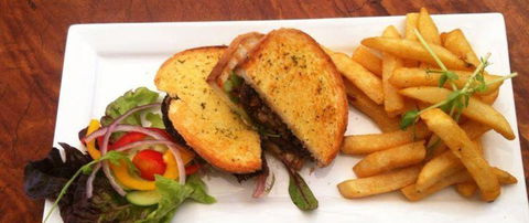 Ken's Humble Pie Shop - Accommodation Rockhampton 8