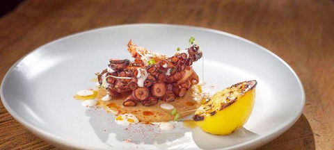 Astor Grill - Accommodation Rockhampton 5