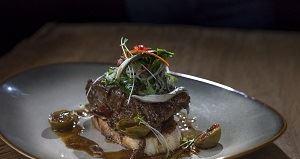 Astor Grill - Accommodation Rockhampton 6