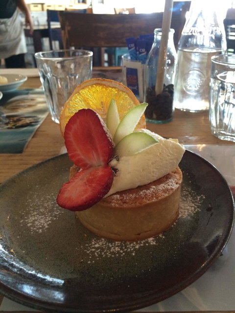 Eato’s Cafe - Accommodation Rockhampton 4