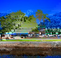 Tea Gardens HotelMotel - Accommodation Rockhampton