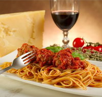 Domenicos on KingsItalian Restaurant - Accommodation Rockhampton