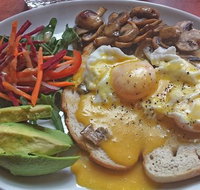 Cafe Cavell