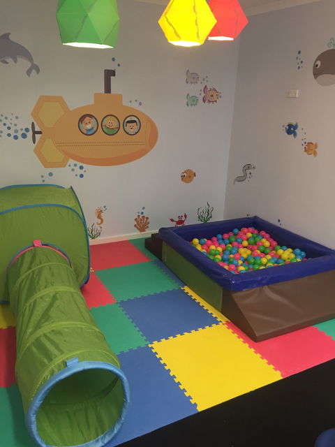 Cafe Kids - Accommodation Rockhampton 4