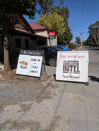 Charleston Hotel - Accommodation Rockhampton 0