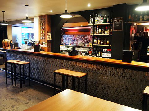 Alchemy Bar & Restaurant - Accommodation Rockhampton 0