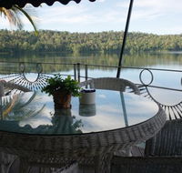 Lake Barrine Tea House Restaurant And Cottage Accomodation - Accommodation Rockhampton