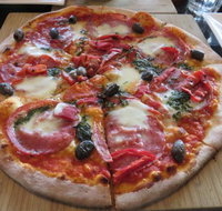 Acqua e Farina Woodfire Pizzeria - Accommodation Rockhampton
