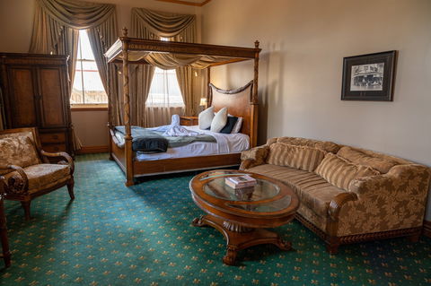 Denison Boutique Hotel - Accommodation Rockhampton 12