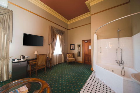 Denison Boutique Hotel - Accommodation Rockhampton 16