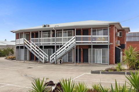 Comfort Inn, The International - Accommodation Rockhampton 1