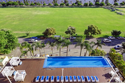 Crowne Plaza Perth - Accommodation Rockhampton 2